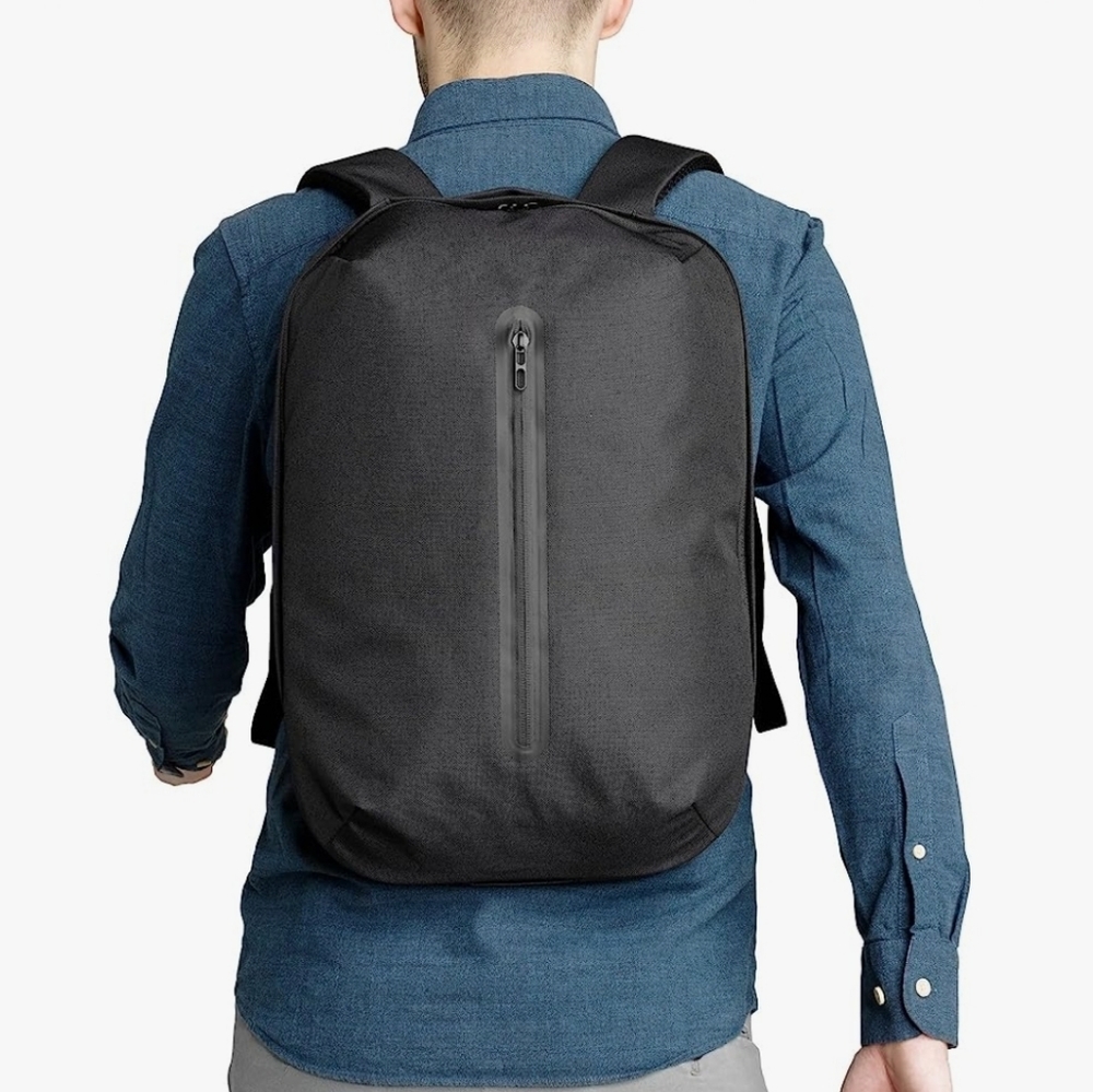 ODA Hop Slim Backpack for Everyday Carry Compact Laptop Bag Daybag for 13" a 15"